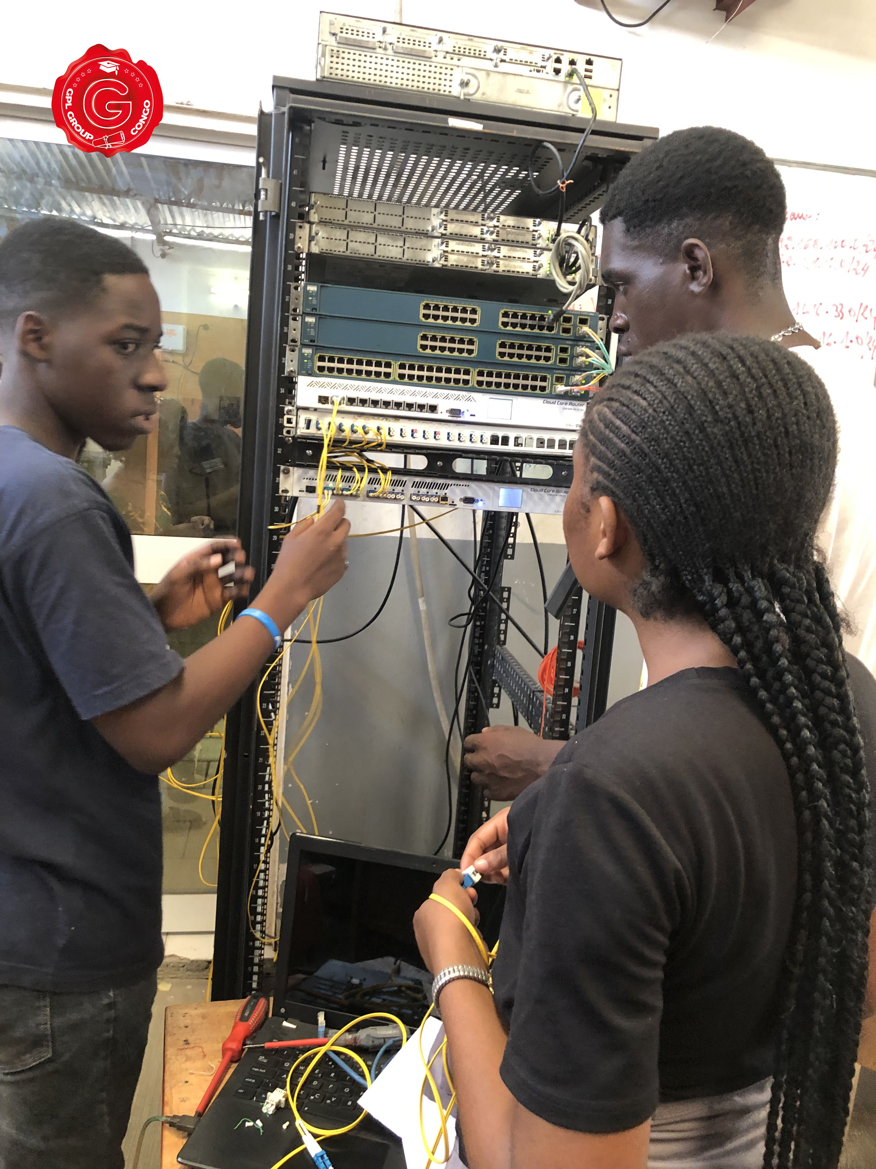 Étudiants GPL Group Congo en formation pratique